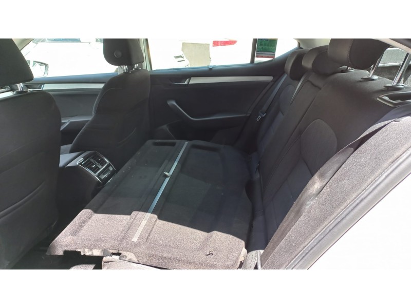 skoda superb (3v3) del año 2015