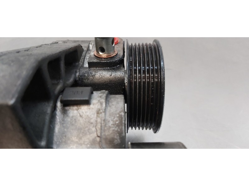 Recambio de bomba direccion para iveco daily pr einzelkabine 35 s... radstand 3000 referencia OEM IAM 504385414   Recambio de bomba direccion para iveco daily pr einzelkabine 35 s... radstand 3000 referencia OEM IAM 504385414