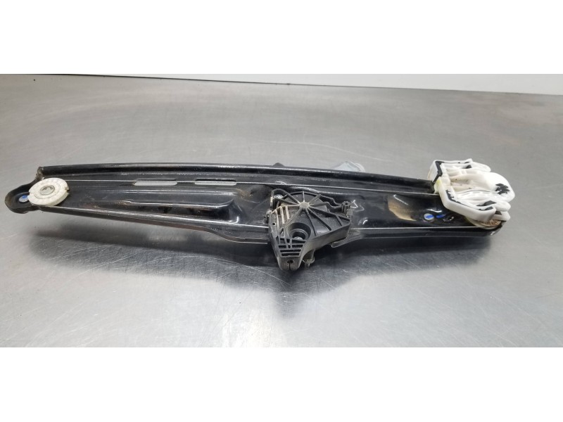 Recambio de elevalunas trasero izquierdo para bmw x3 (f25) xdrive 20d referencia OEM IAM 51357382139 7258535 