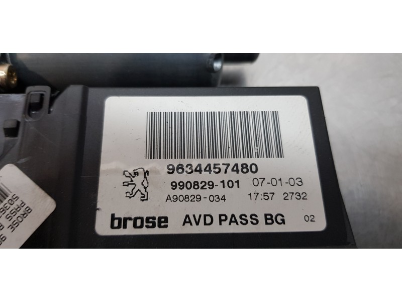 Recambio de elevalunas delantero derecho para peugeot 307 (s1) xs referencia OEM IAM 9634457480  