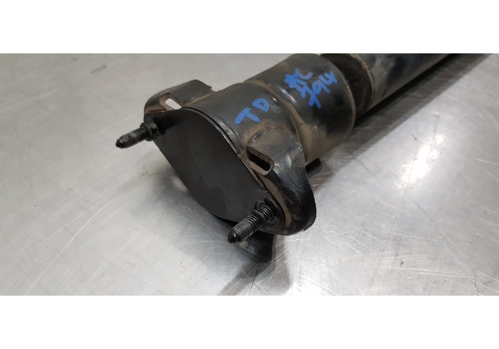 Recambio de amortiguador trasero derecho para mercedes clase m (w164) 280 / 300 cdi (164.120) referencia OEM IAM A1643202431  