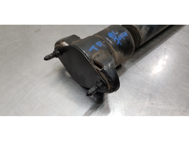 Recambio de amortiguador trasero derecho para mercedes clase m (w164) 280 / 300 cdi (164.120) referencia OEM IAM A1643202431  