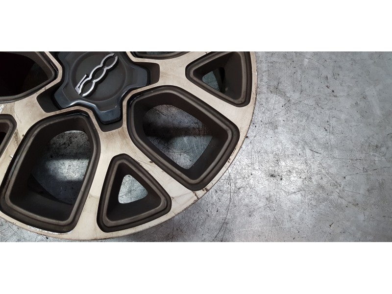 Recambio de llanta para fiat 500 x (334) pop star referencia OEM IAM 735626307  