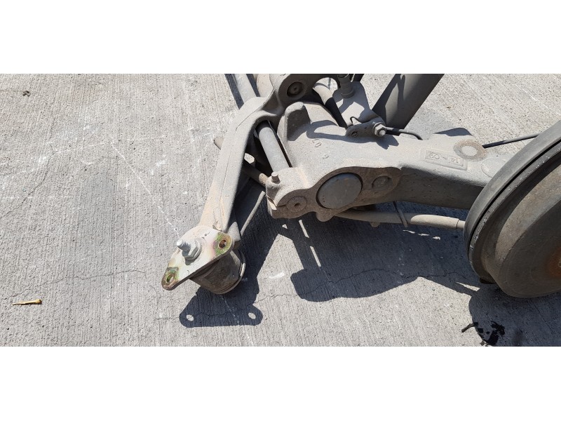 Recambio de puente trasero para peugeot partner (s1) combispace referencia OEM IAM 514883   Recambio de puente trasero para peugeot partner (s1) combispace referencia OEM IAM 514883