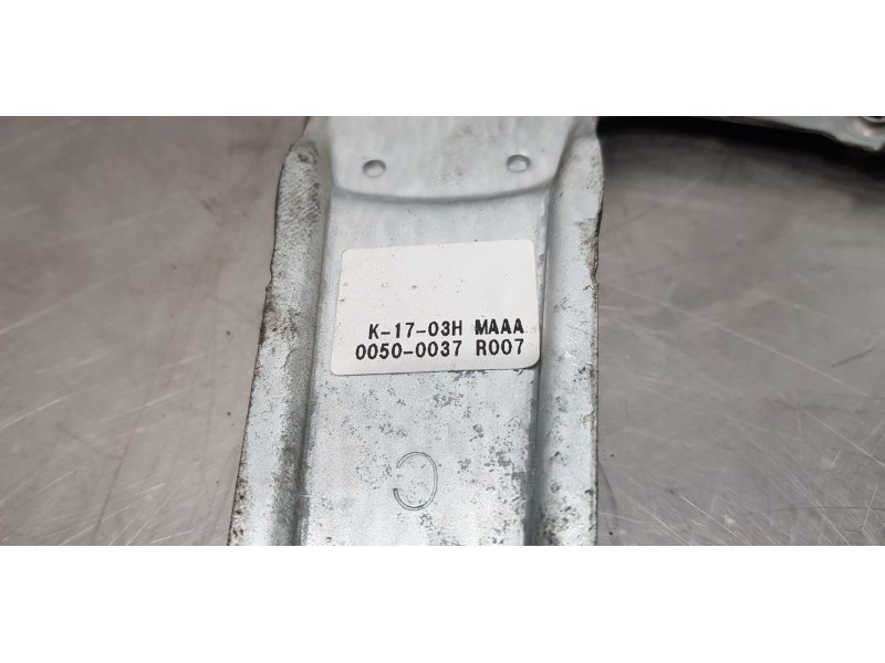 Recambio de elevalunas trasero izquierdo para mazda premacy (cp) td active referencia OEM IAM C10073590B  