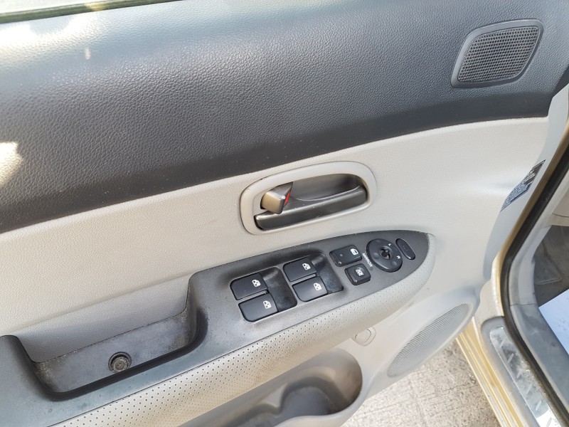 kia carens (un) del año 2007