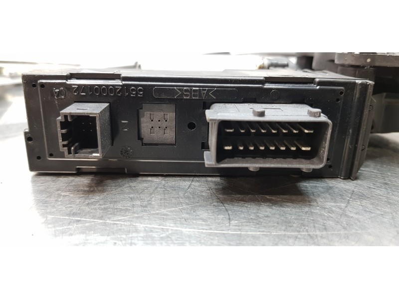 Recambio de elevalunas delantero derecho para peugeot 307 (s1) xs referencia OEM IAM 9634457480  