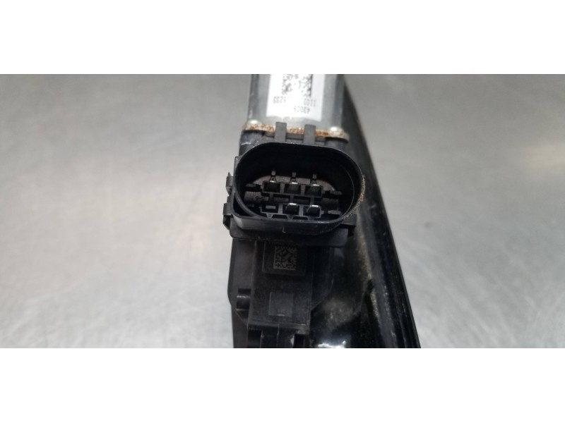 Recambio de elevalunas trasero izquierdo para bmw x3 (f25) xdrive 20d referencia OEM IAM 51357382139 7258535 