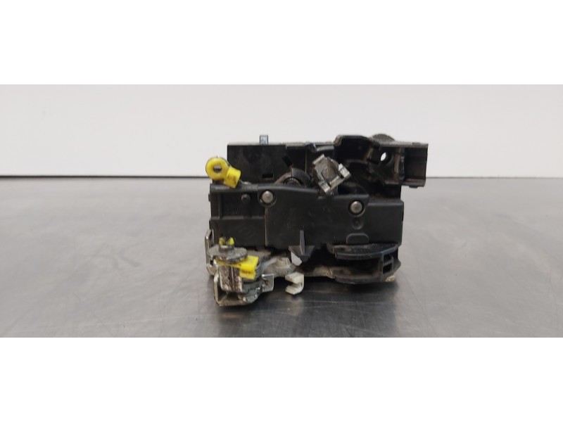 Recambio de cerradura puerta delantera izquierda para iveco daily pr einzelkabine 35 s... radstand 3000 referencia OEM IAM 58013