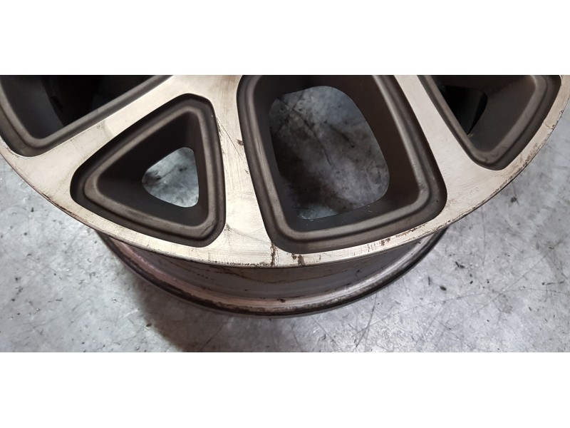 Recambio de llanta para fiat 500 x (334) pop star referencia OEM IAM 735626307  