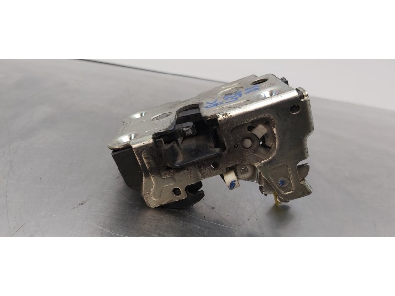 Recambio de cerradura puerta delantera izquierda para iveco daily pr einzelkabine 35 s... radstand 3000 referencia OEM IAM 58013