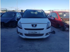 peugeot 5008 del año 2014