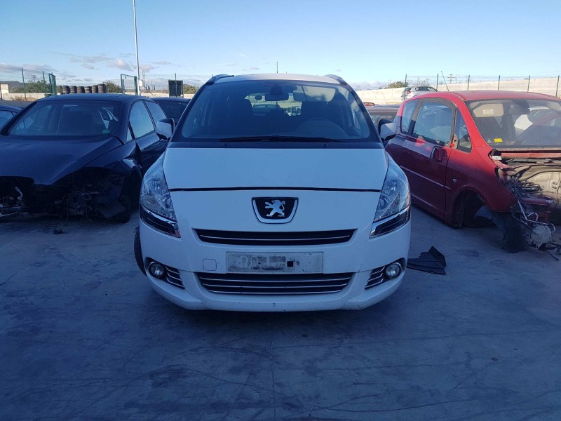 peugeot 5008 del año 2014