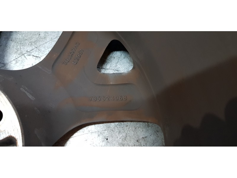 Recambio de llanta para fiat 500 x (334) pop star referencia OEM IAM 735626307  