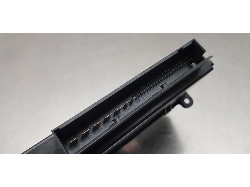 Recambio de modulo electronico para bmw serie 1 berlina (e81/e87) 116i referencia OEM IAM 61356968836  