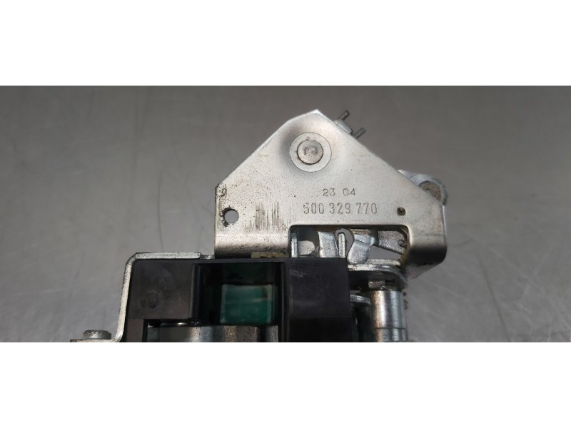 Recambio de cerradura puerta lateral derecha para iveco daily pr einzelkabine 35 s... radstand 3000 referencia OEM IAM 500329770 Recambio de cerradura puerta lateral derecha para iveco daily pr einzelkabine 35 s... radstand 3000 referencia OEM IAM 500329770