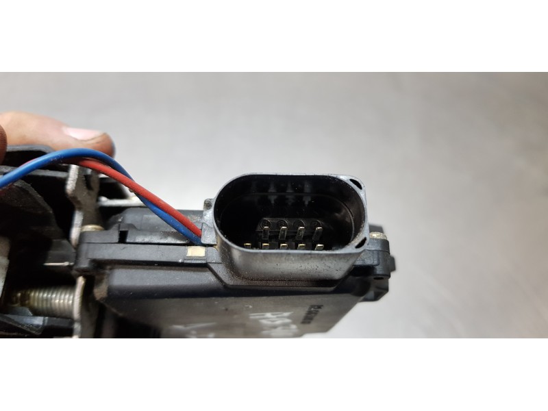 Recambio de cerradura puerta delantera izquierda para audi a4 berlina (8e) 1.8 t referencia OEM IAM 4B1837015B   Recambio de cerradura puerta delantera izquierda para audi a4 berlina (8e) 1.8 t referencia OEM IAM 4B1837015B