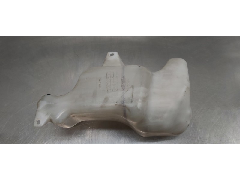 Recambio de deposito limpia para iveco daily pr einzelkabine 35 s... radstand 3000 referencia OEM IAM 3801895   Recambio de deposito limpia para iveco daily pr einzelkabine 35 s... radstand 3000 referencia OEM IAM 3801895