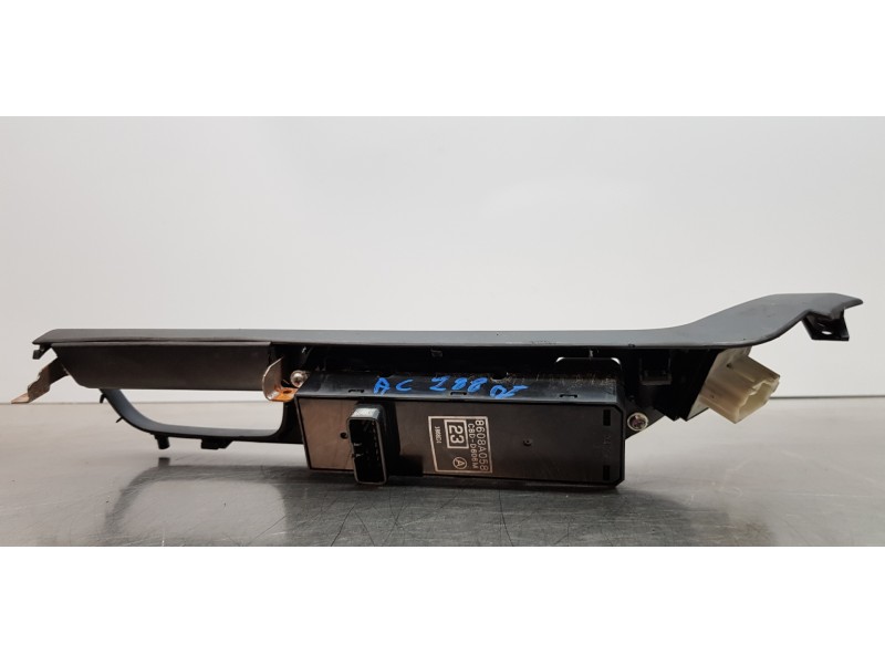 Recambio de mando elevalunas delantero izquierdo para mitsubishi lancer berlina (cy0) instyle referencia OEM IAM 8608A058  