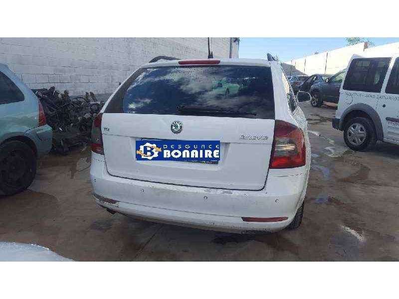 skoda octavia combi (1z5) del año 2013