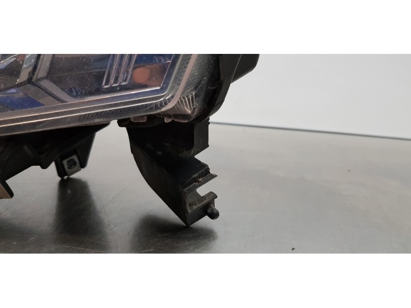 Recambio de faro izquierdo para chevrolet cruze lt referencia OEM IAM 42371137  