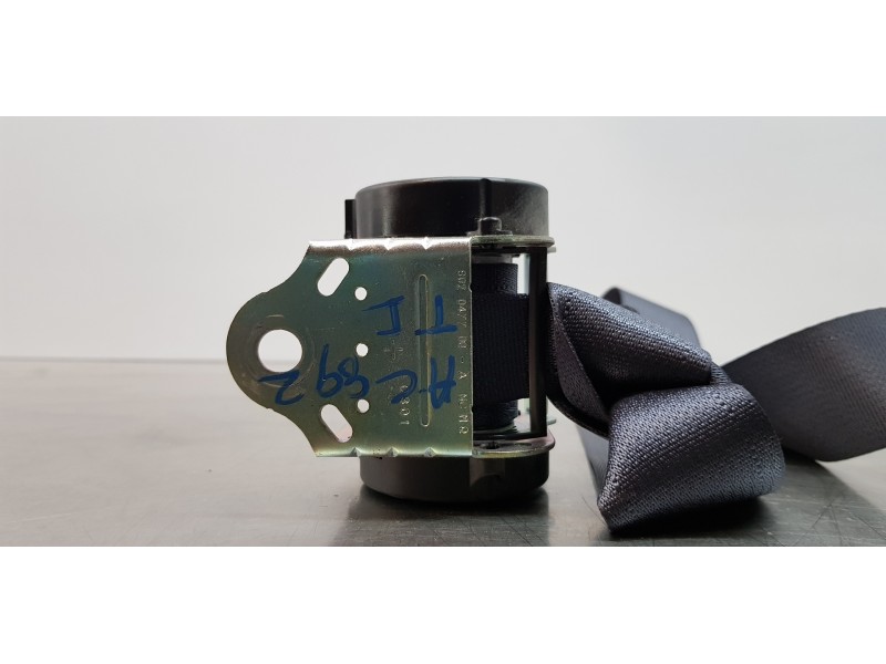 Recambio de cinturon seguridad trasero izquierdo para mitsubishi outlander (cw0) motion 4wd referencia OEM IAM 6066752  