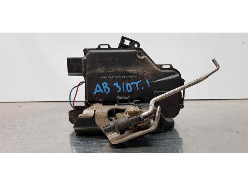 Recambio de cerradura puerta trasera izquierda para audi a4 berlina (8e) 1.8 t referencia OEM IAM 4B0839015D  