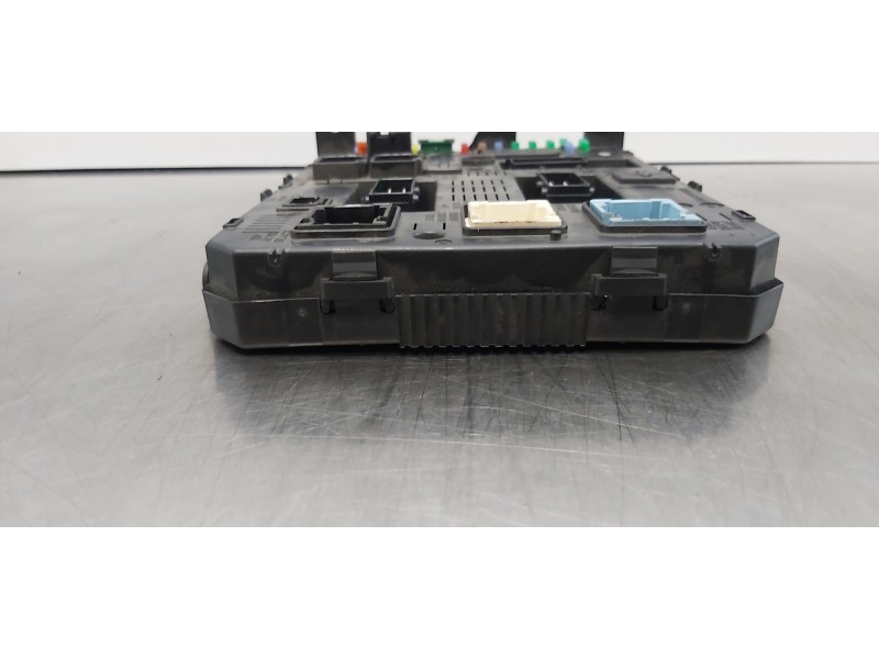 Recambio de caja reles / fusibles para peugeot 407 premium referencia OEM IAM 9664058880   Recambio de caja reles / fusibles para peugeot 407 premium referencia OEM IAM 9664058880