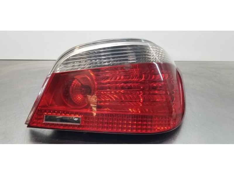 Recambio de piloto trasero derecho para bmw serie 5 berlina (e60) 520d referencia OEM IAM 63217165738 7165738 