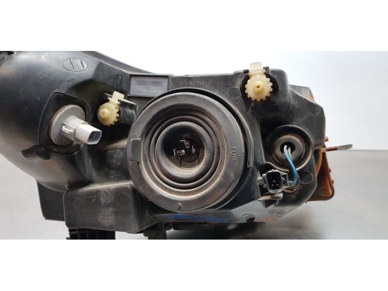 Recambio de faro izquierdo para chevrolet cruze lt referencia OEM IAM 42371137  