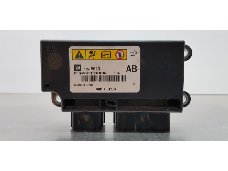 Recambio de centralita airbag para chevrolet cruze lt referencia OEM IAM 13585613  