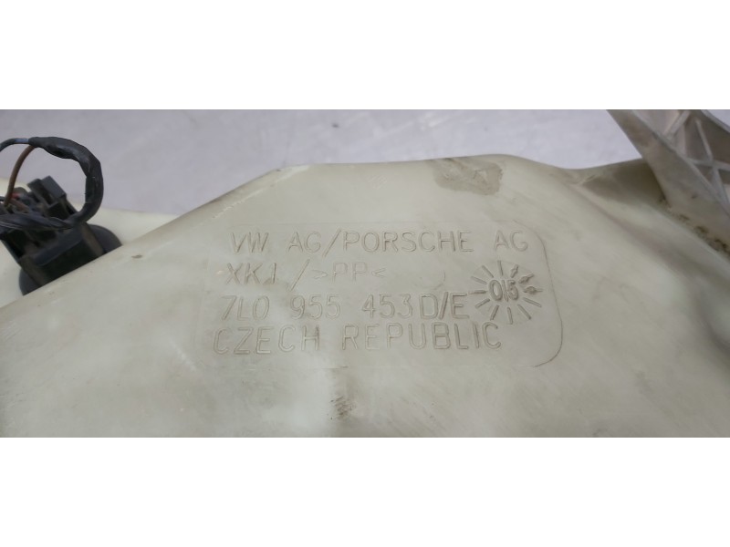 Recambio de deposito limpia para porsche cayenne (typ 9pa) s referencia OEM IAM 7L0955453D  