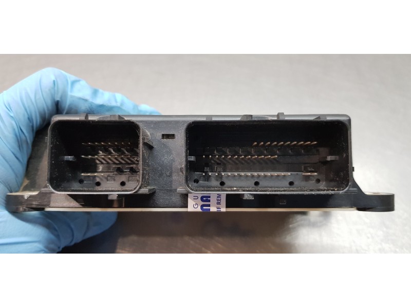 Recambio de centralita airbag para chevrolet cruze lt referencia OEM IAM 13585613  