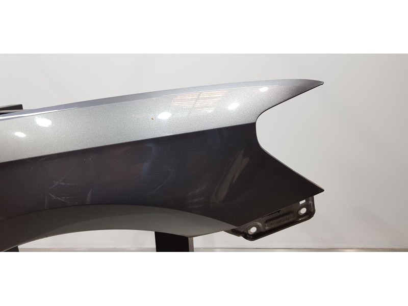 Recambio de aleta delantera derecha para volkswagen passat lim. (362) referencia OEM IAM 561821022   Recambio de aleta delantera derecha para volkswagen passat lim. (362) referencia OEM IAM 561821022