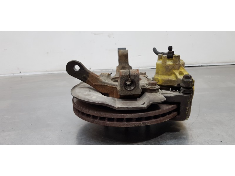 Recambio de mangueta delantera izquierda para mitsubishi lancer berlina (cy0) instyle referencia OEM IAM 3870A011  