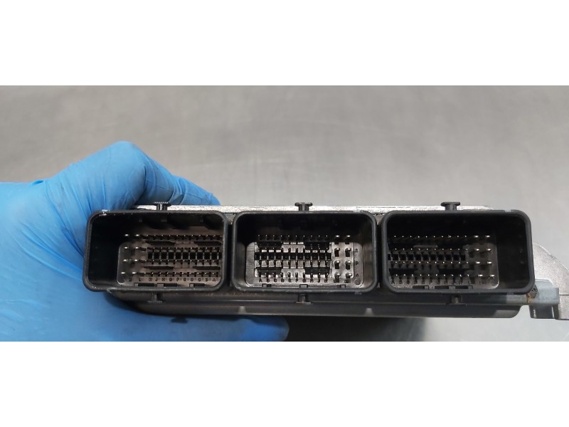 Recambio de centralita motor uce para peugeot 407 premium referencia OEM IAM 9658198080  