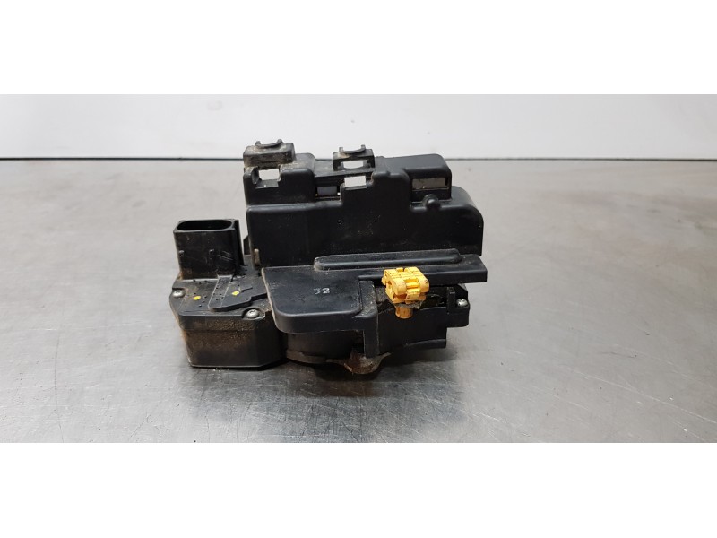 Recambio de cerradura puerta delantera derecha para chevrolet captiva 2.4 ls referencia OEM IAM 96624247   Recambio de cerradura puerta delantera derecha para chevrolet captiva 2.4 ls referencia OEM IAM 96624247