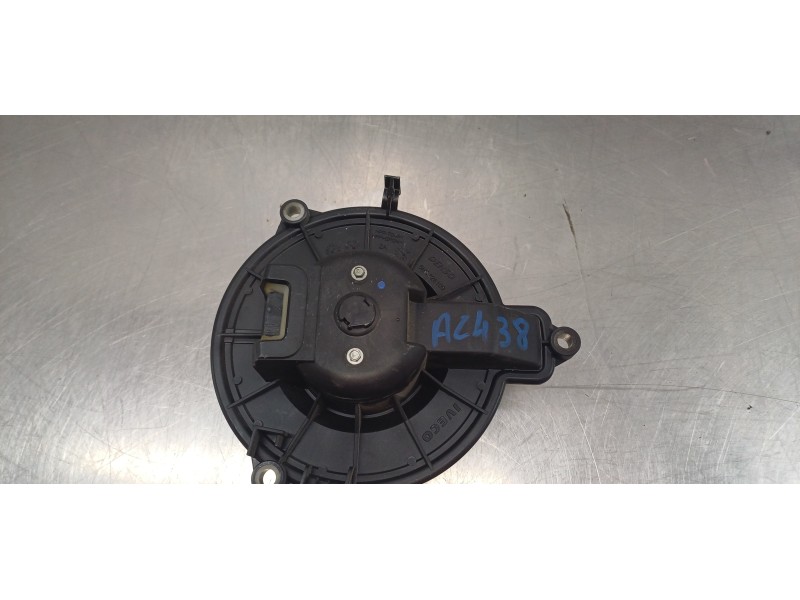 Recambio de motor calefaccion para iveco daily pr einzelkabine 35 s... radstand 3000 referencia OEM IAM 5801263400   Recambio de motor calefaccion para iveco daily pr einzelkabine 35 s... radstand 3000 referencia OEM IAM 5801263400