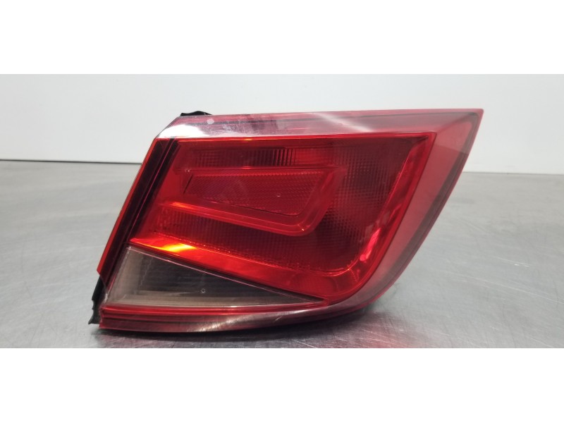 Recambio de piloto trasero derecho para seat leon st (5f8) reference referencia OEM IAM 5F9945096   Recambio de piloto trasero derecho para seat leon st (5f8) reference referencia OEM IAM 5F9945096