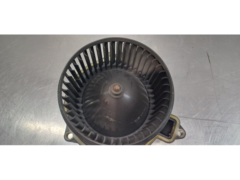 Recambio de motor calefaccion para iveco daily pr einzelkabine 35 s... radstand 3000 referencia OEM IAM 5801263400   Recambio de motor calefaccion para iveco daily pr einzelkabine 35 s... radstand 3000 referencia OEM IAM 5801263400