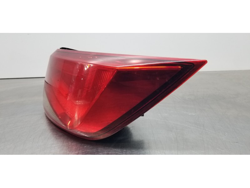 Recambio de piloto trasero derecho para seat leon st (5f8) reference referencia OEM IAM 5F9945096   Recambio de piloto trasero derecho para seat leon st (5f8) reference referencia OEM IAM 5F9945096