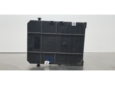 Recambio de caja reles / fusibles para peugeot 308 sw confort referencia OEM IAM 9666895680 281197595  2