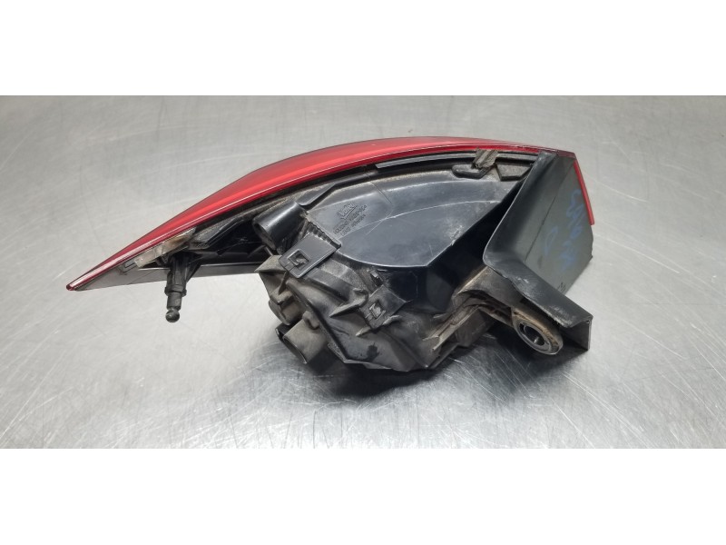 Recambio de piloto trasero derecho para seat leon st (5f8) reference referencia OEM IAM 5F9945096   Recambio de piloto trasero derecho para seat leon st (5f8) reference referencia OEM IAM 5F9945096