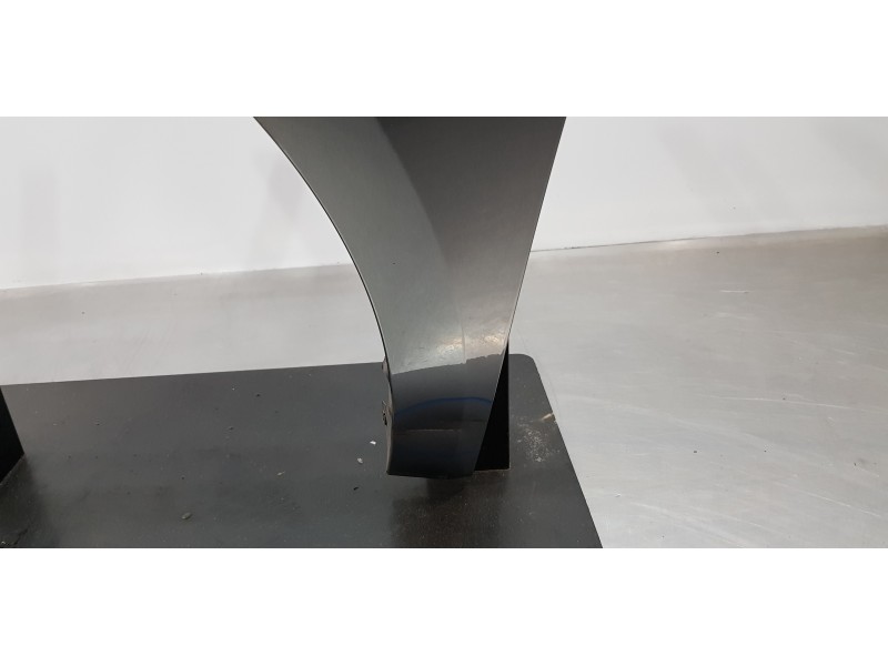 Recambio de aleta delantera izquierda para volkswagen passat lim. (362) referencia OEM IAM 561821021  