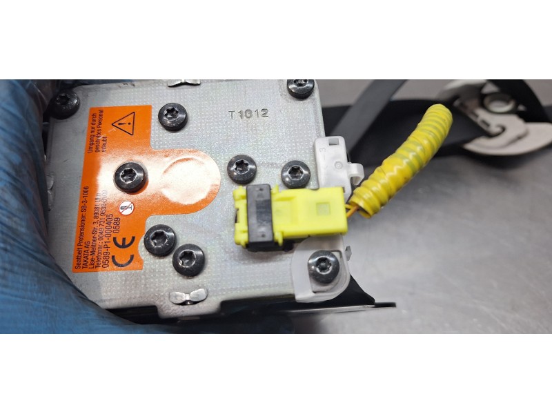 Recambio de cinturon seguridad delantero derecho para toyota verso comfort referencia OEM IAM 732100F053   Recambio de cinturon seguridad delantero derecho para toyota verso comfort referencia OEM IAM 732100F053