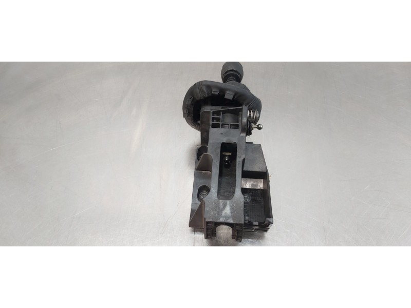 Recambio de palanca cambio para iveco daily pr einzelkabine 35 s... radstand 3000 referencia OEM IAM 5801283904   Recambio de palanca cambio para iveco daily pr einzelkabine 35 s... radstand 3000 referencia OEM IAM 5801283904