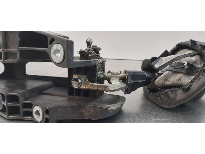 Recambio de palanca cambio para iveco daily pr einzelkabine 35 s... radstand 3000 referencia OEM IAM 5801283904   Recambio de palanca cambio para iveco daily pr einzelkabine 35 s... radstand 3000 referencia OEM IAM 5801283904