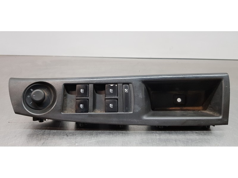 Recambio de mando elevalunas delantero izquierdo para chevrolet cruze lt referencia OEM IAM 13272182   Recambio de mando elevalunas delantero izquierdo para chevrolet cruze lt referencia OEM IAM 13272182