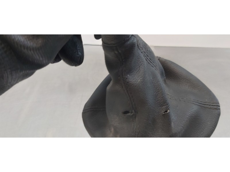 Recambio de palanca cambio para iveco daily pr einzelkabine 35 s... radstand 3000 referencia OEM IAM 5801283904   Recambio de palanca cambio para iveco daily pr einzelkabine 35 s... radstand 3000 referencia OEM IAM 5801283904