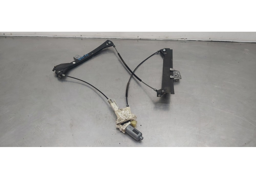 Recambio de elevalunas delantero derecho para mercedes clase clk (w209) coupe 270 cdi (209.316) referencia OEM IAM A2097200846  